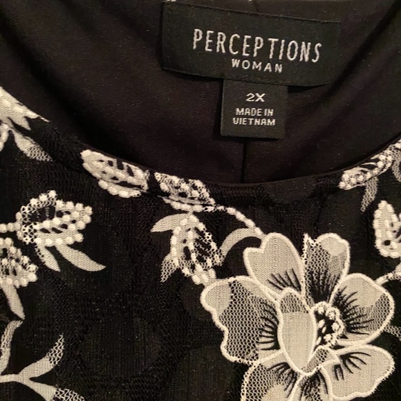 Perceptions Black Dress with White Floral Design - Picture 3 of 5